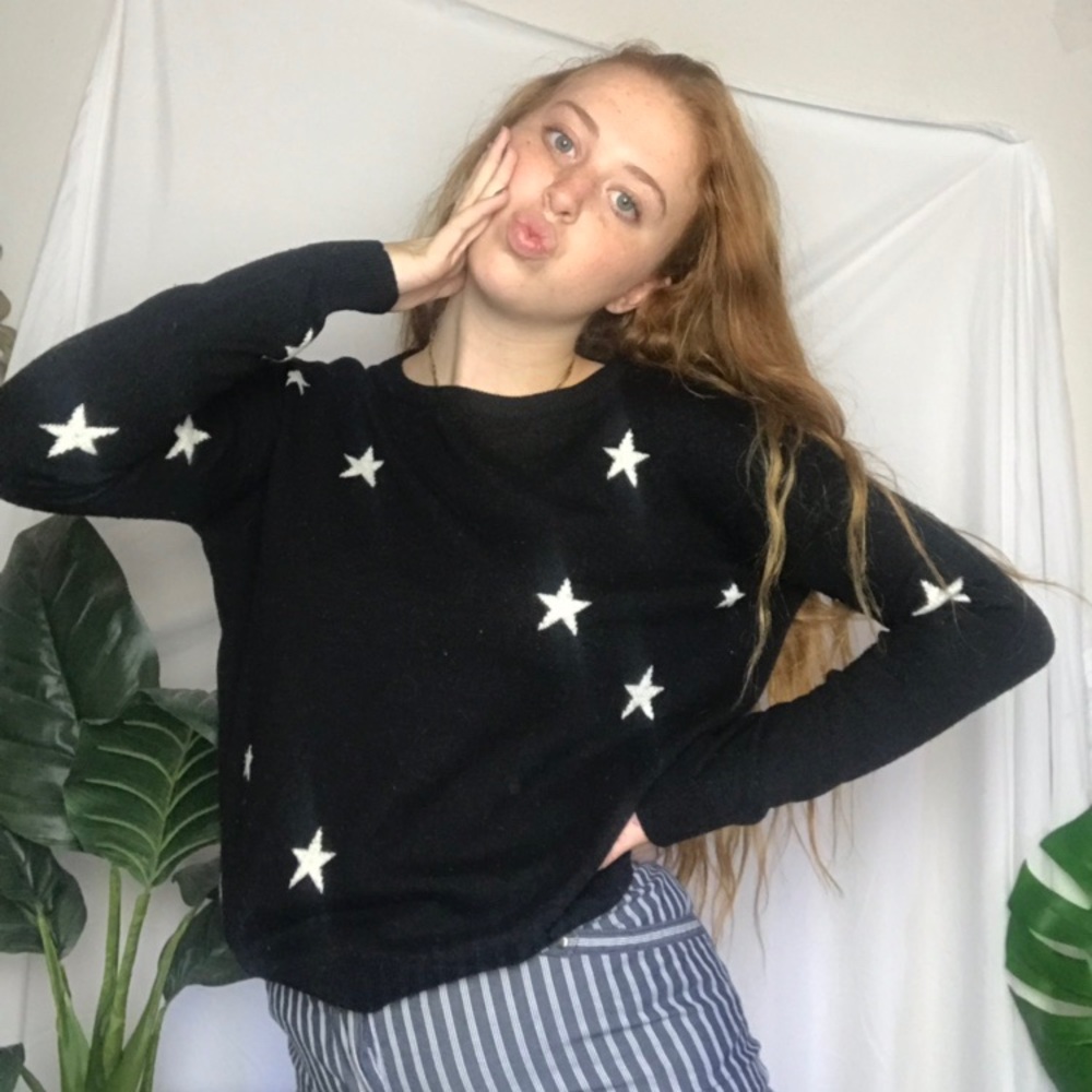 Brandy Melville Star Sweater